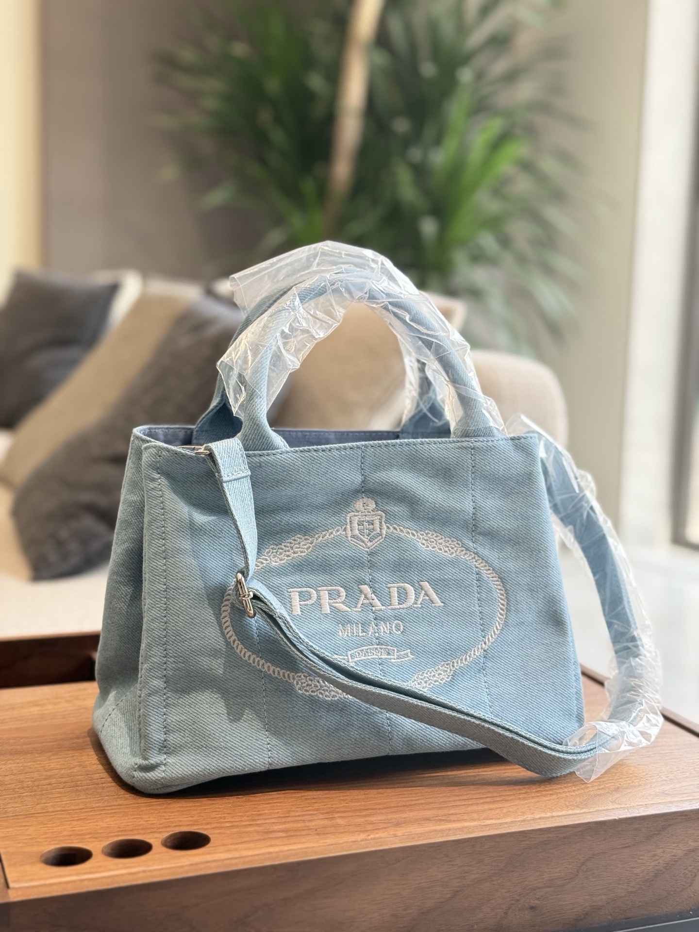 Prada Blue Vintage-Inspired Bag 018