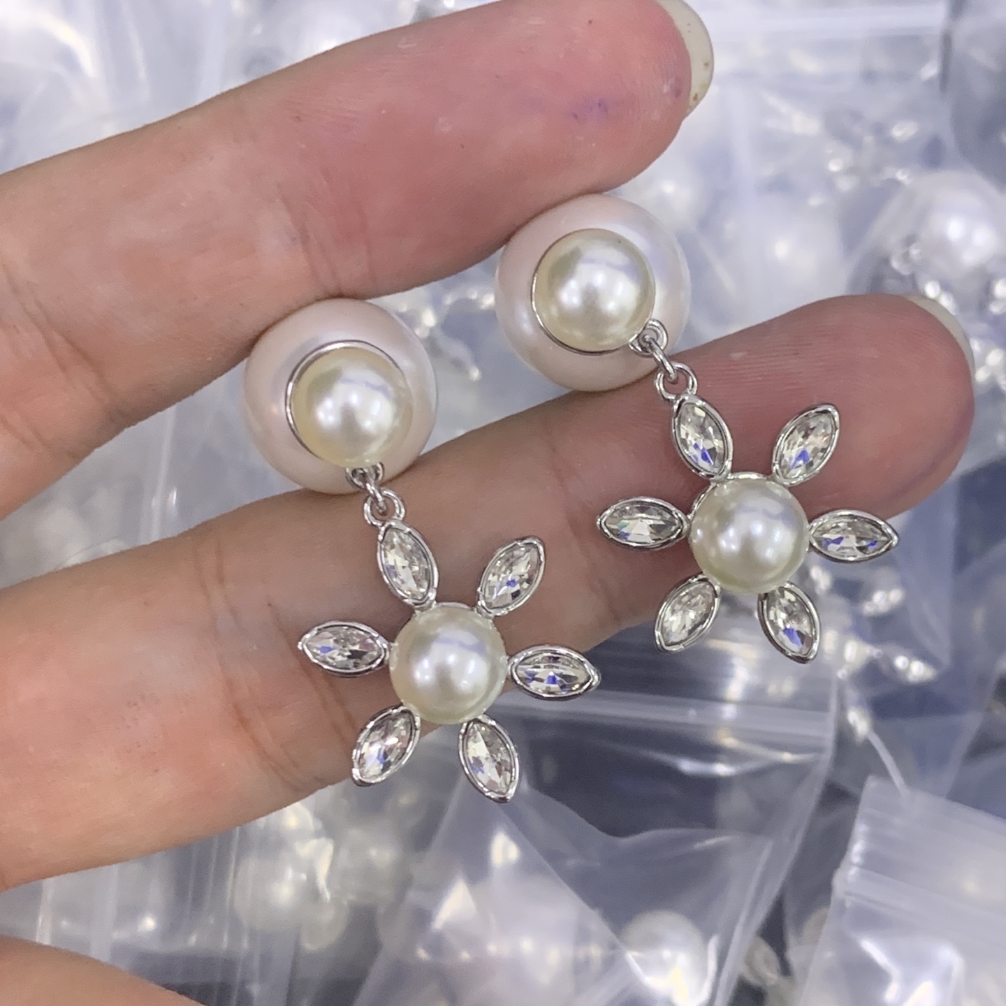 Dior Silver Romantic Earrings 528