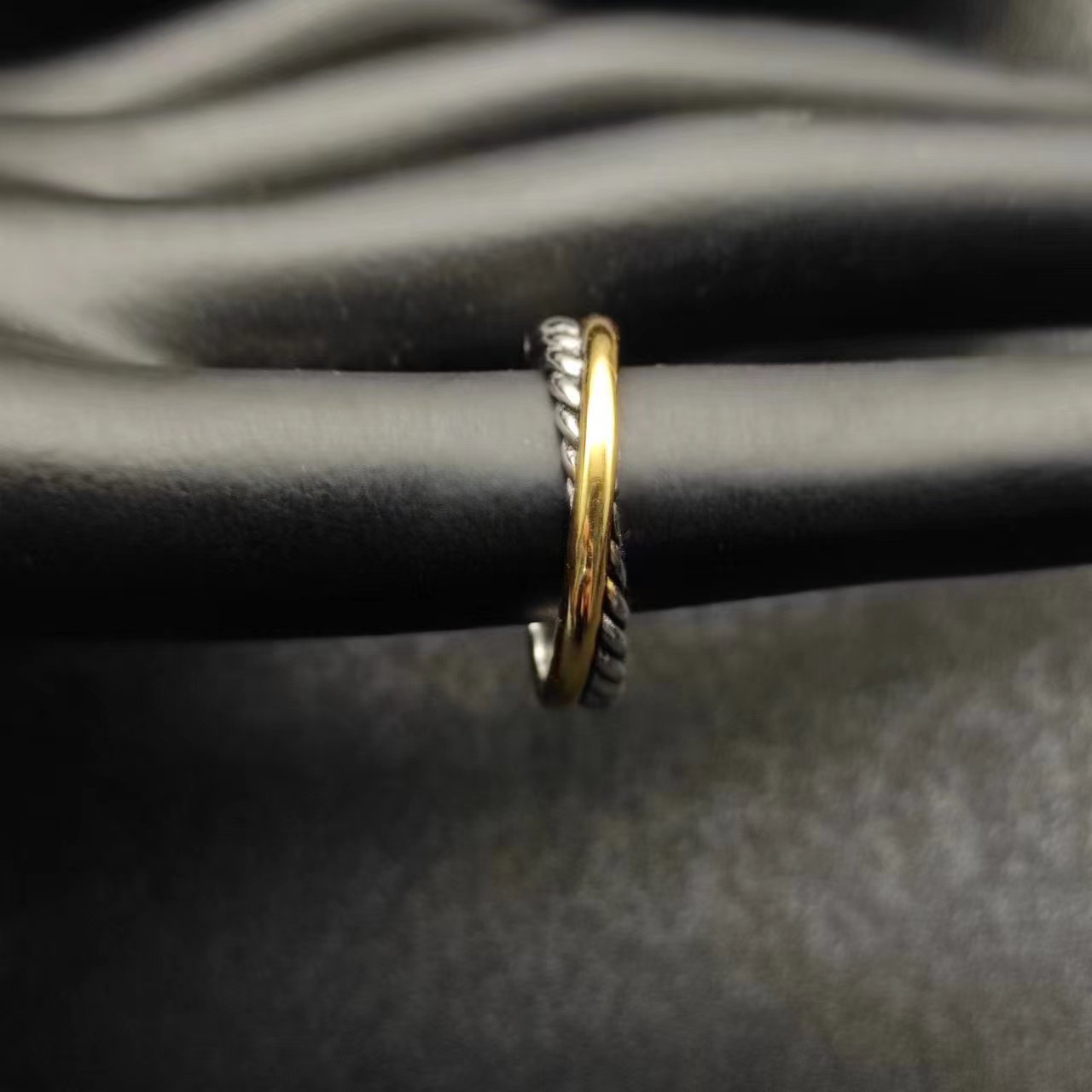 David Yurman Silver Logo-Accented Ring 283