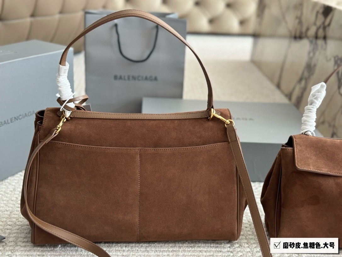 Balenciaga Brown Logo-Accented Bag 074