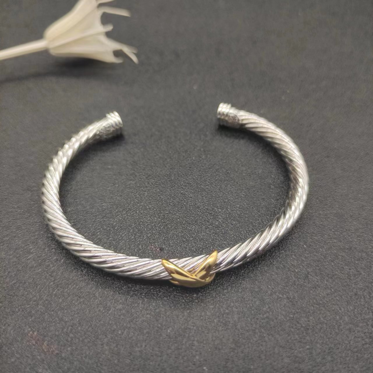 David Yurman Silver Vintage-Inspired Bracelet 008