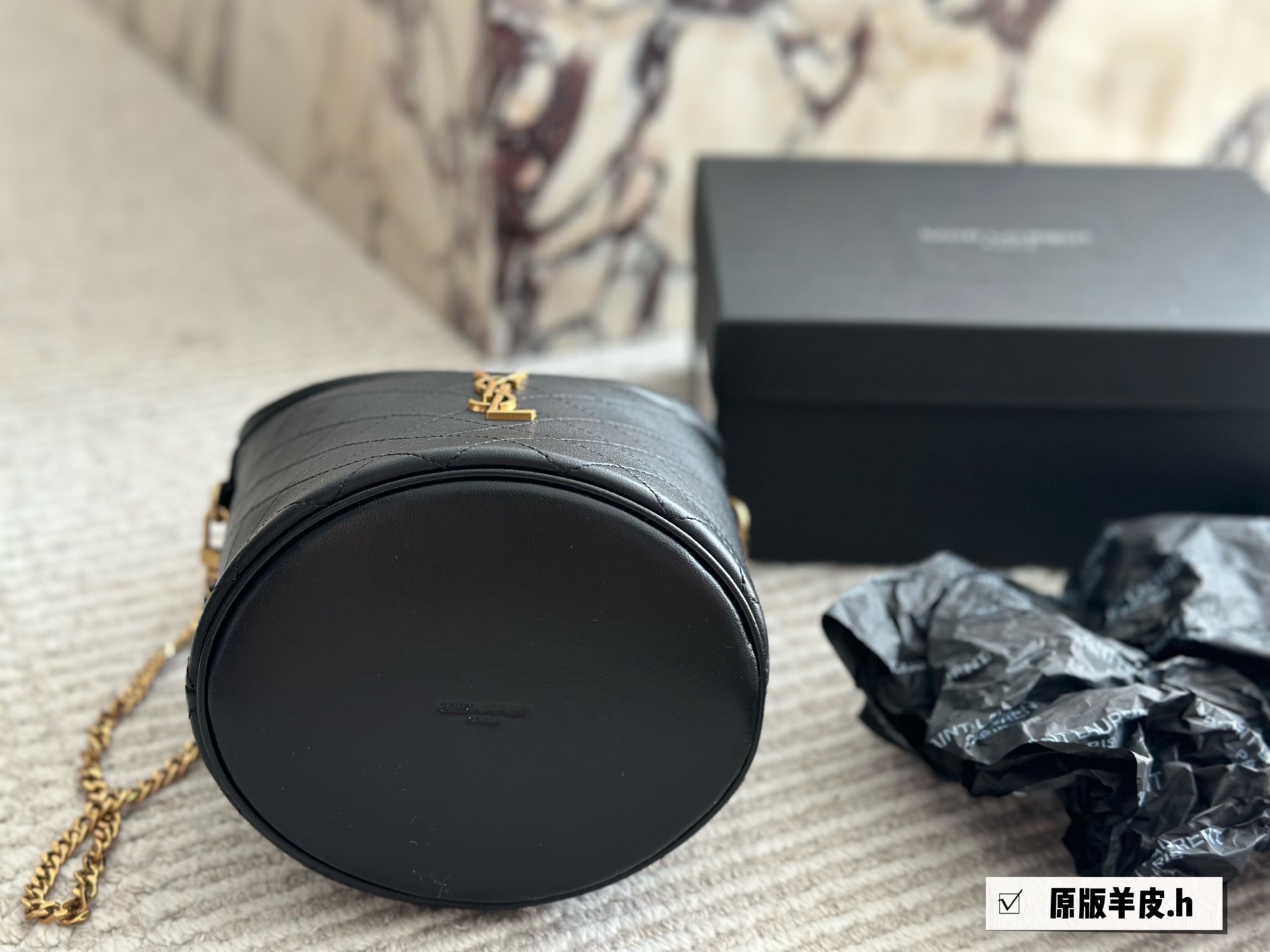 YSL Gold Logo-Accented Bag 157