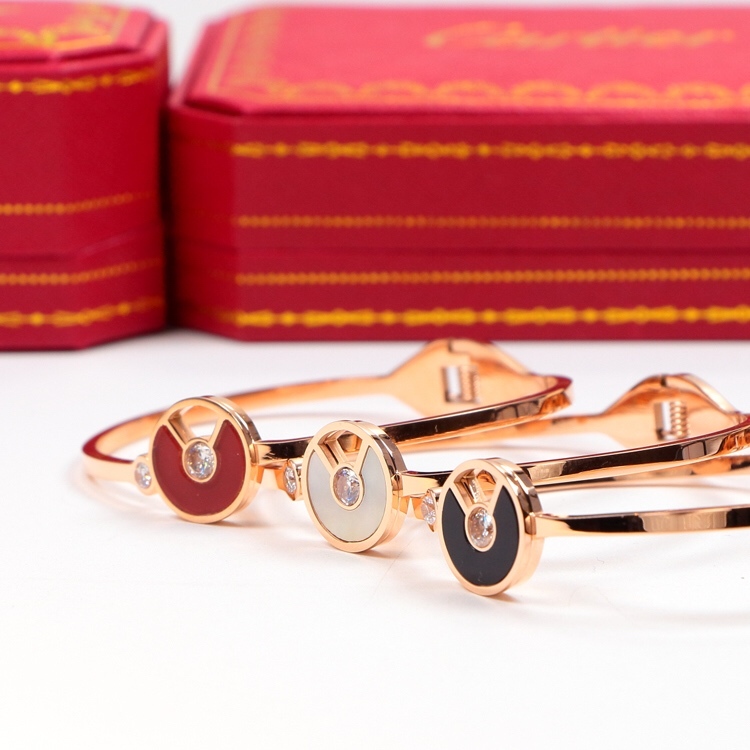 Cartier amulet Rose Gold Vintage-Inspired Bracelet 001