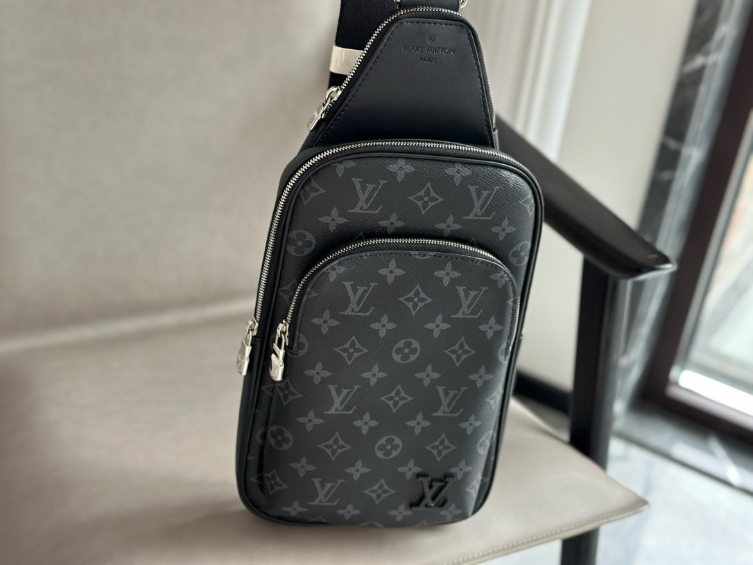 LV Silver Quilted Bag 1571