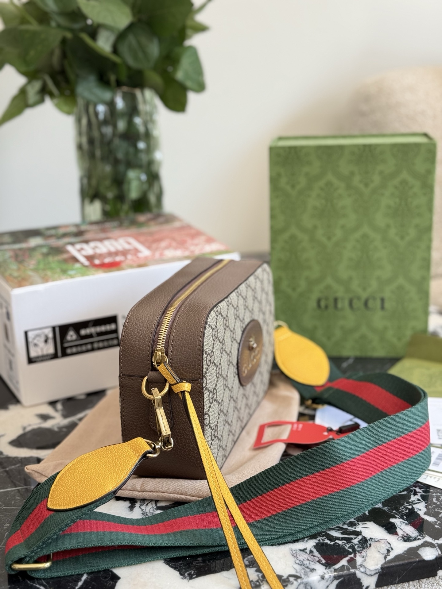 Gucci Green Vintage-Inspired Bag 541