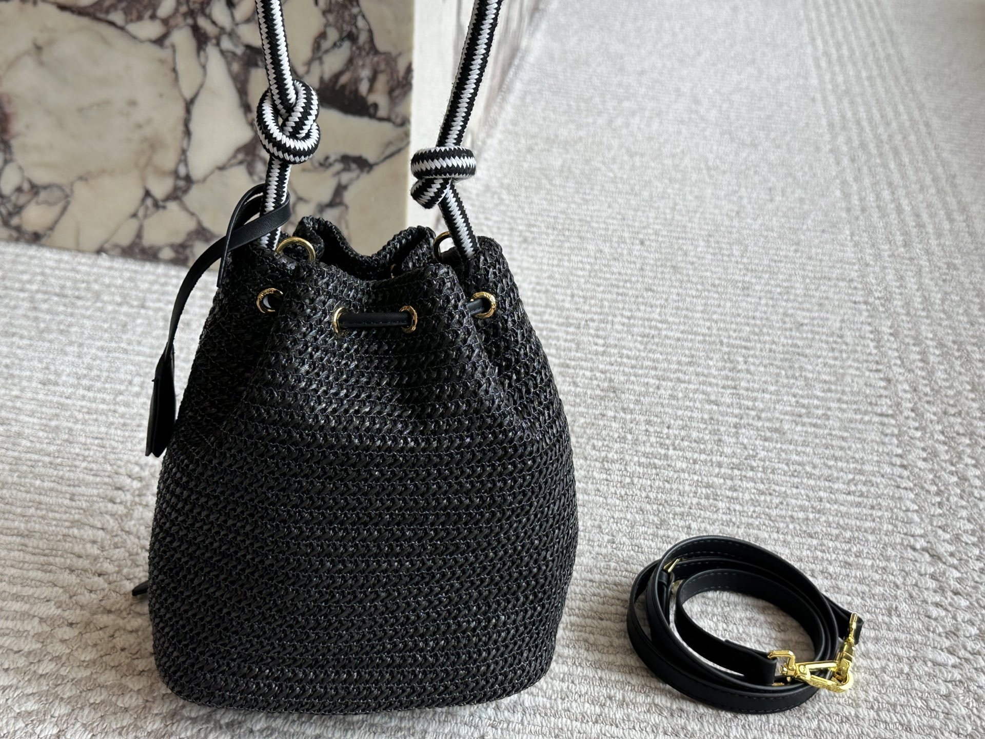 prada bag hobo 013
