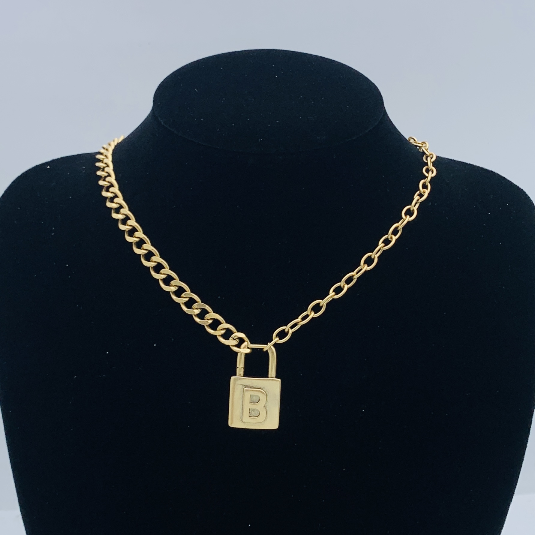 Balenciaga Rose Gold Logo-Accented Necklace 020