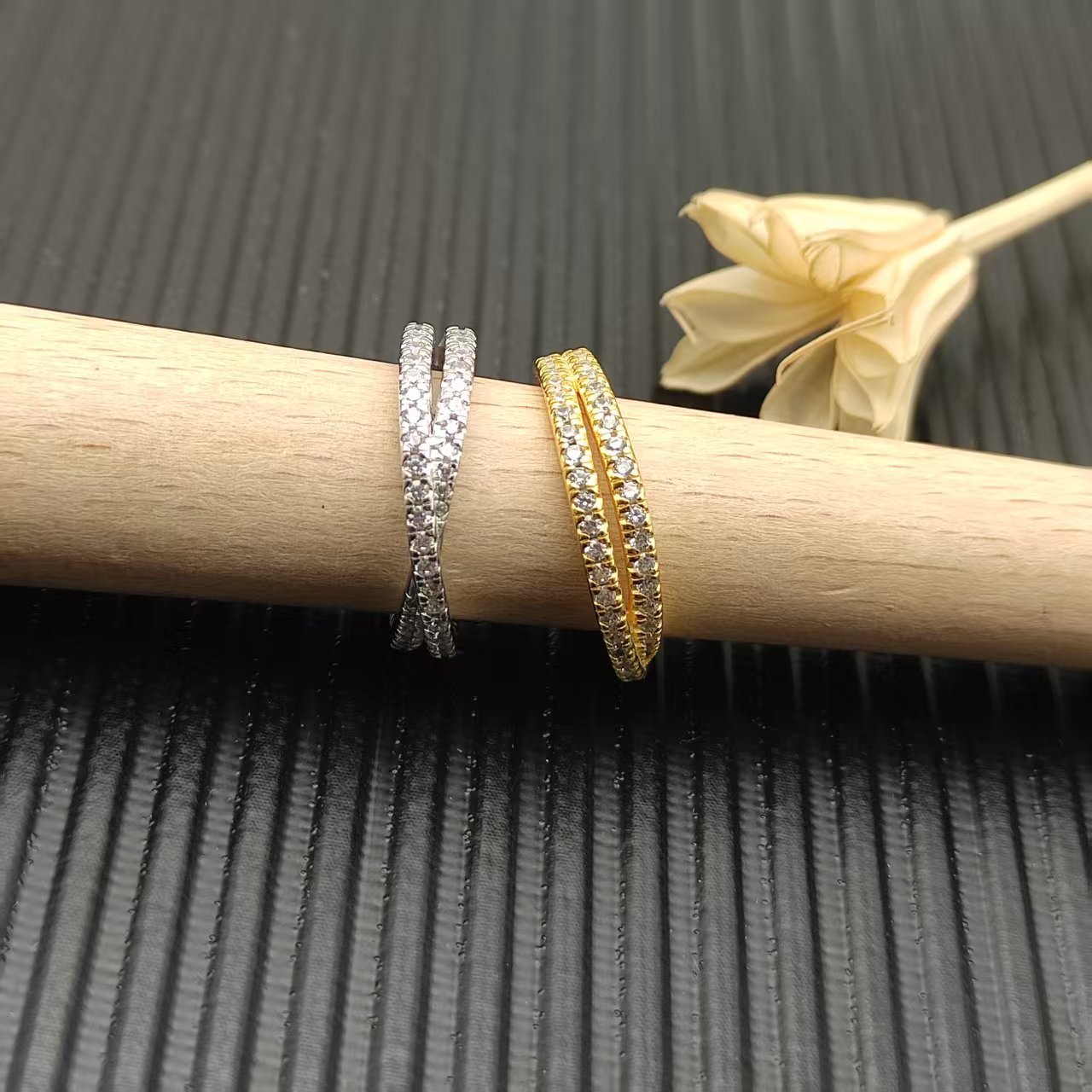 David Yurman Silver Logo-Accented Ring 298