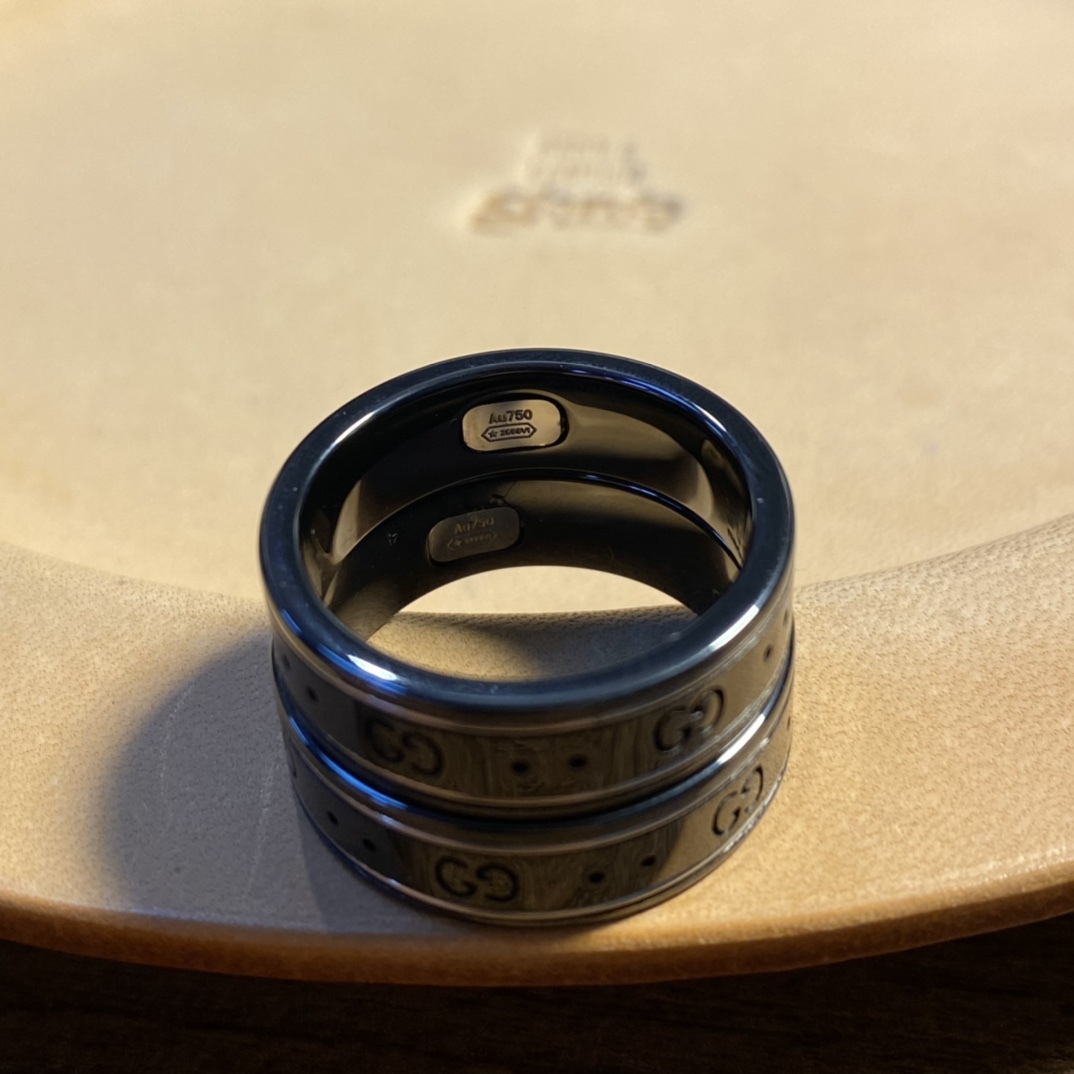 Gucci Silver Logo-Accented Ring 019