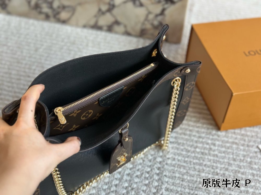 LV Gold Logo-Accented Bag 1616