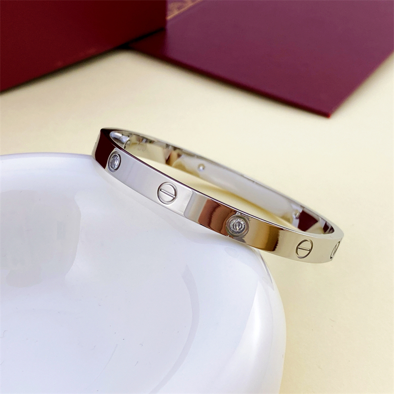 cartier love bracelet