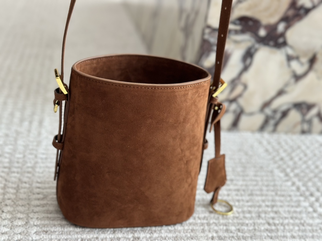 Prada Brown Vintage-Inspired Bag 053