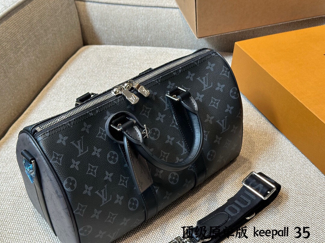 LV Silver Logo-Accented Bag 1572