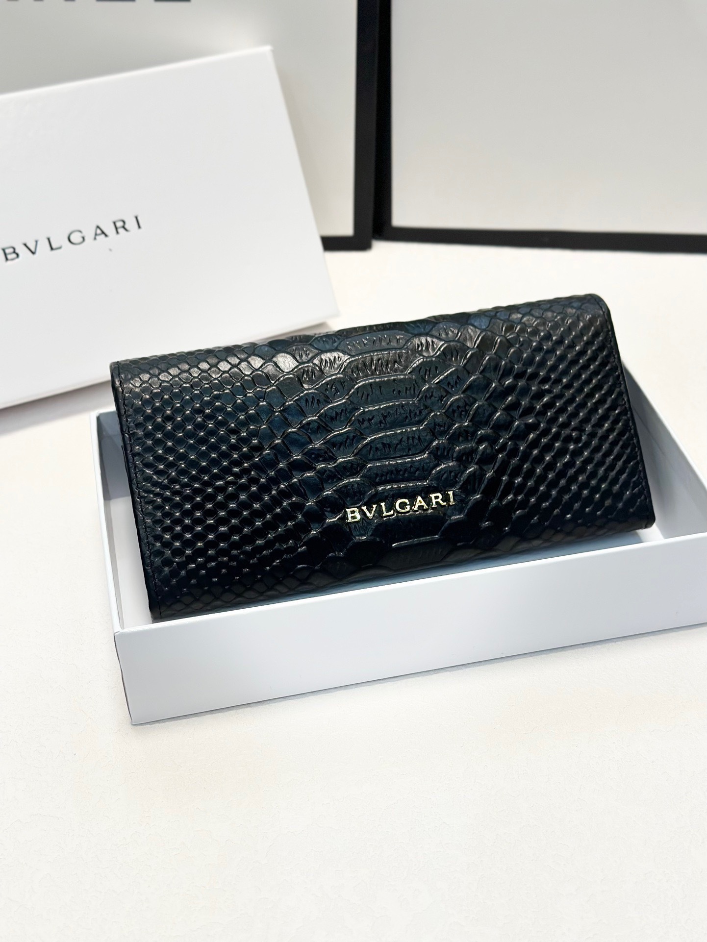 BVLGARI Silver Logo-Accented Bag 203