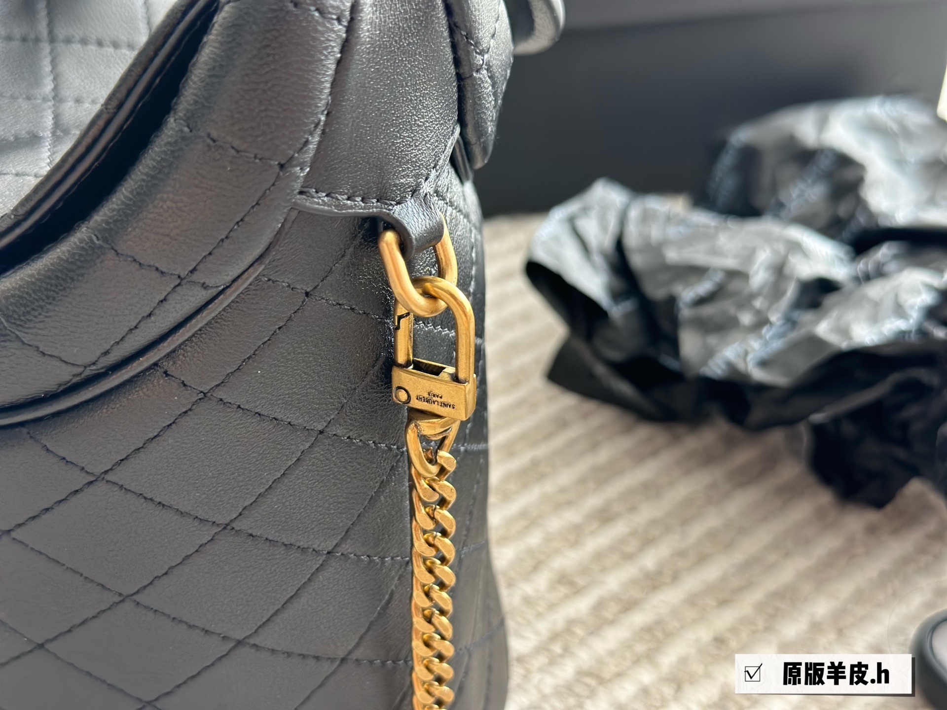 YSL Gold Logo-Accented Bag 157