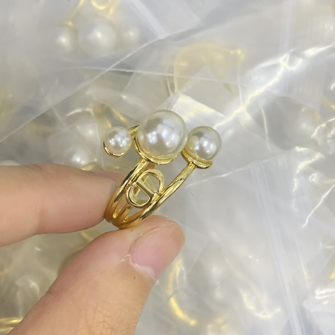 Dior Rose Gold Vintage-Inspired Ring 182