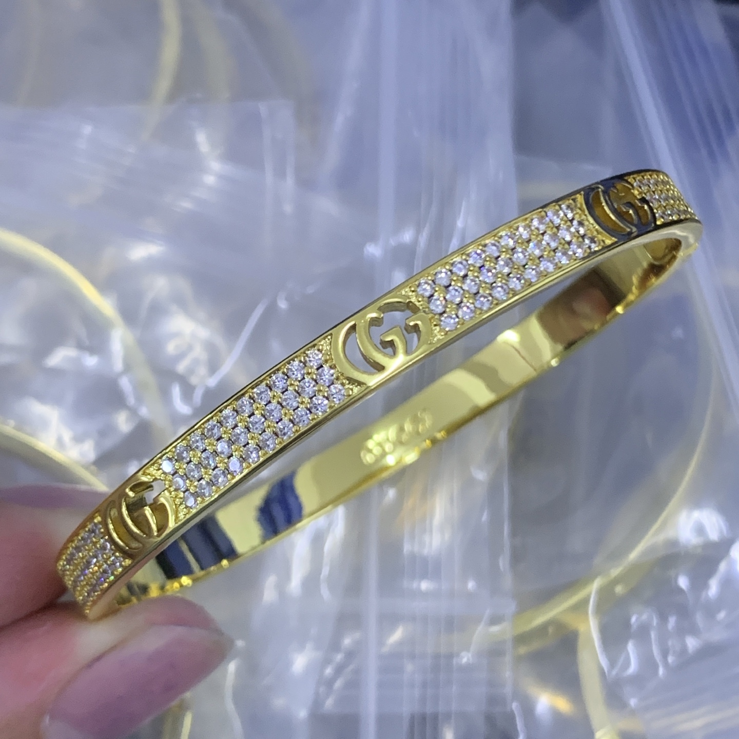 Gucci Gold Logo-Accented Bracelet 493