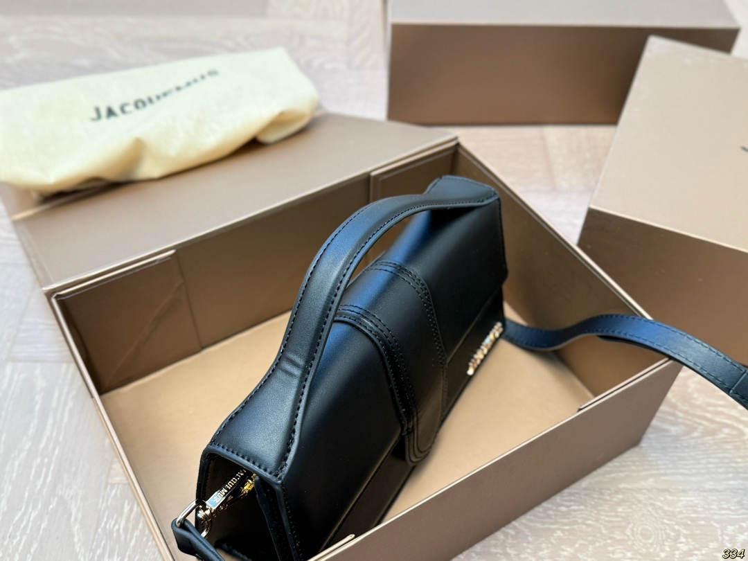 Jacquemus Silver Logo-Accented Bag 005 25cm