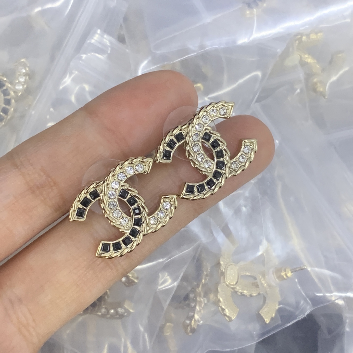 Chanel Silver Vintage-Inspired Earrings 091