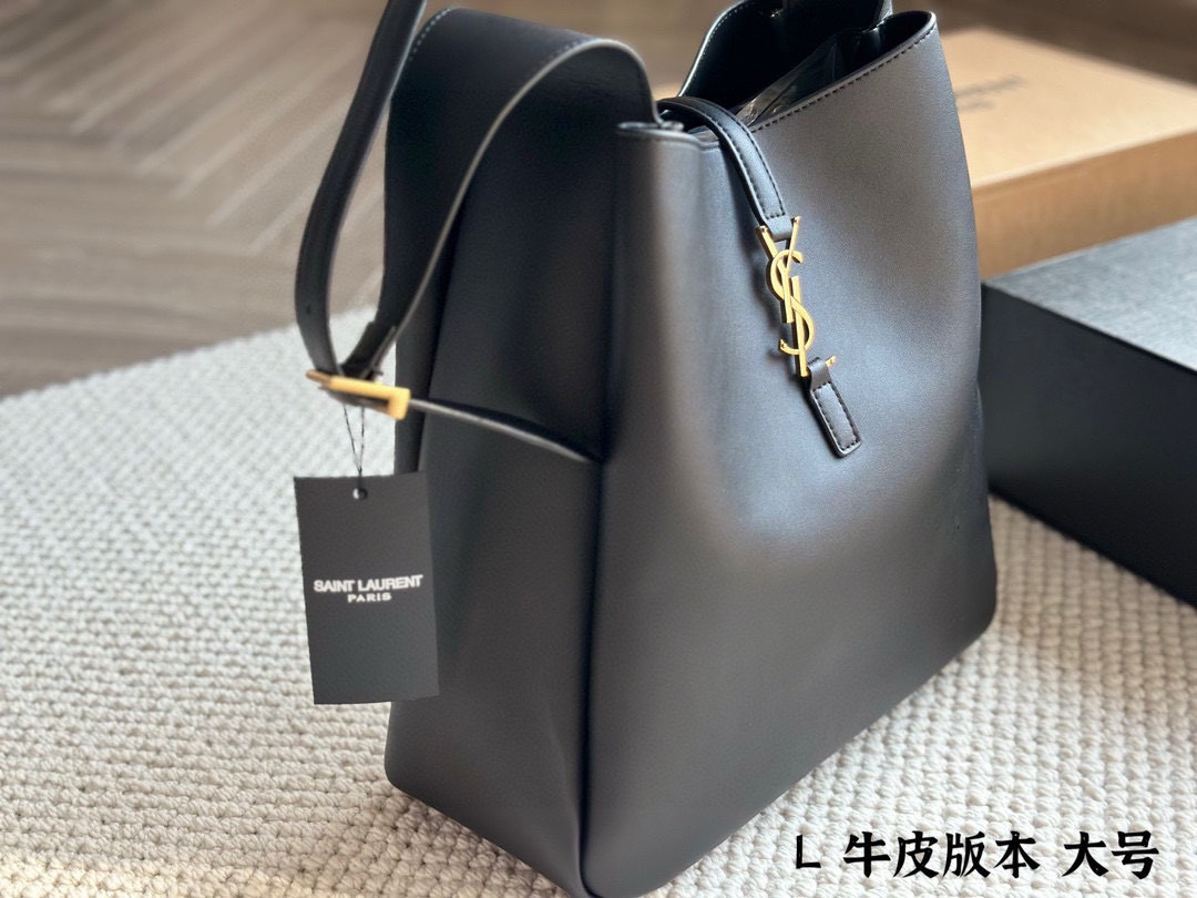 YSL Beige Statement Bag 152