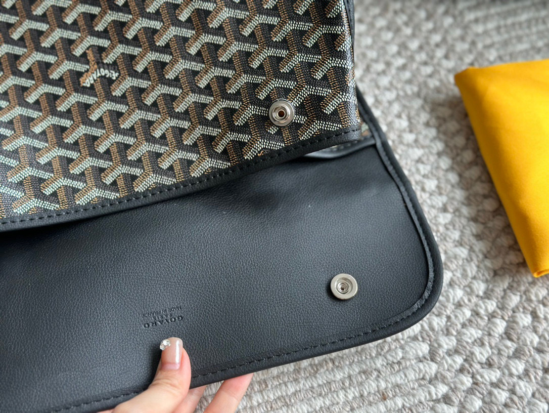 Goyard Gold Quilted Bag 015