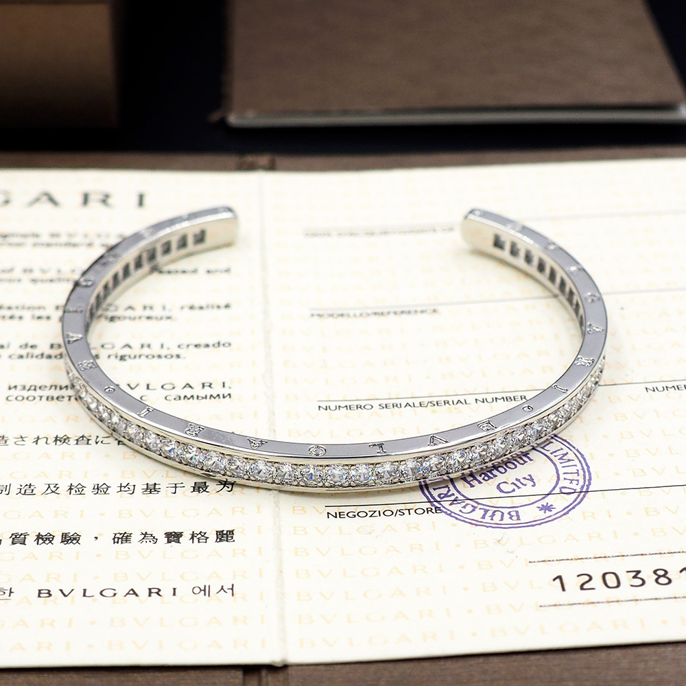 BVLGARI Silver Logo-Accented Bracelet 052