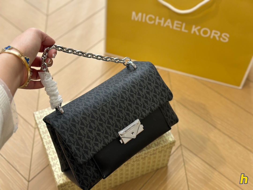 MK Gold Vintage-Inspired Bag 001