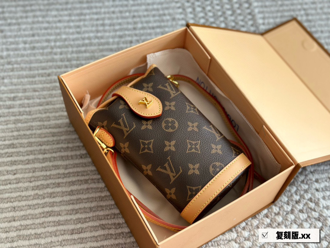 LV Rose Gold Logo-Accented Bag 1493