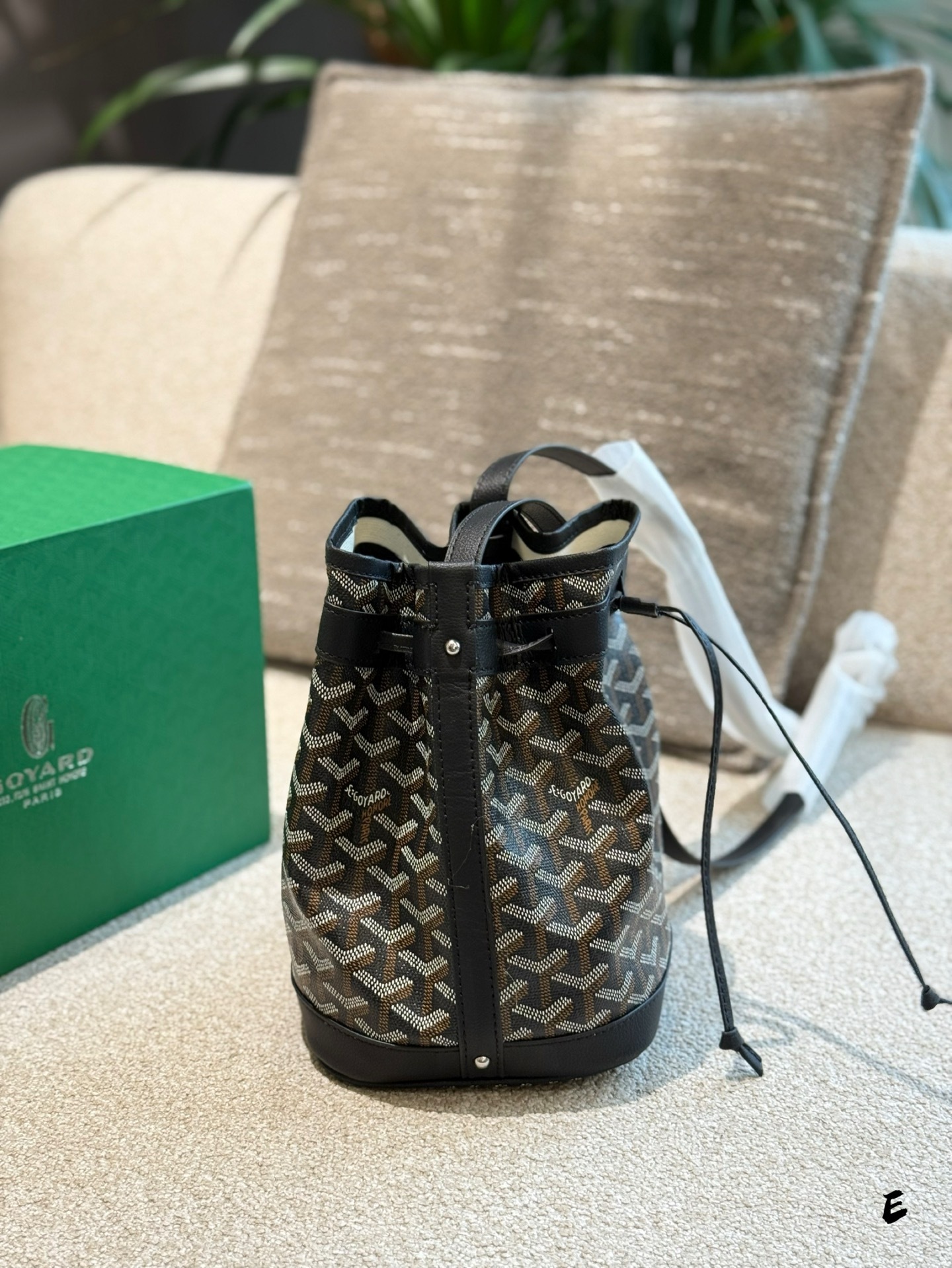 Goyard Silver Quilted Bag 012