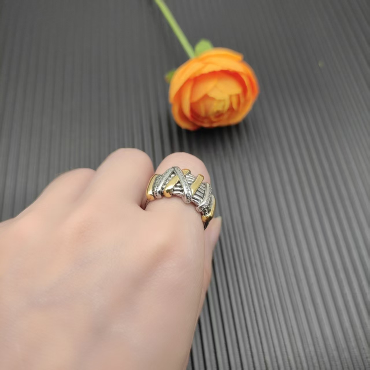 David Yurman Silver Logo-Accented Ring 300
