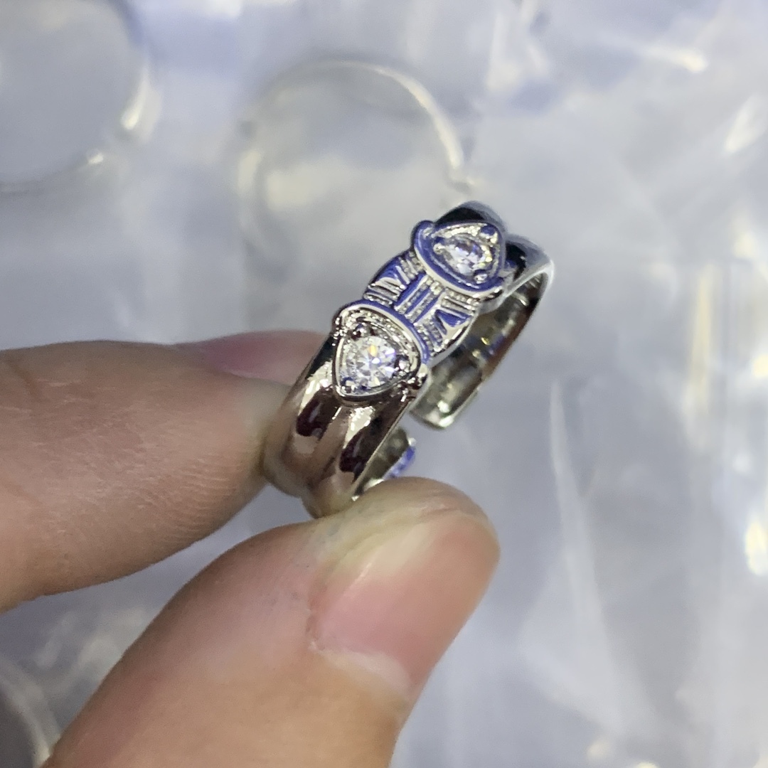 Celine Silver Vintage-Inspired Ring 192