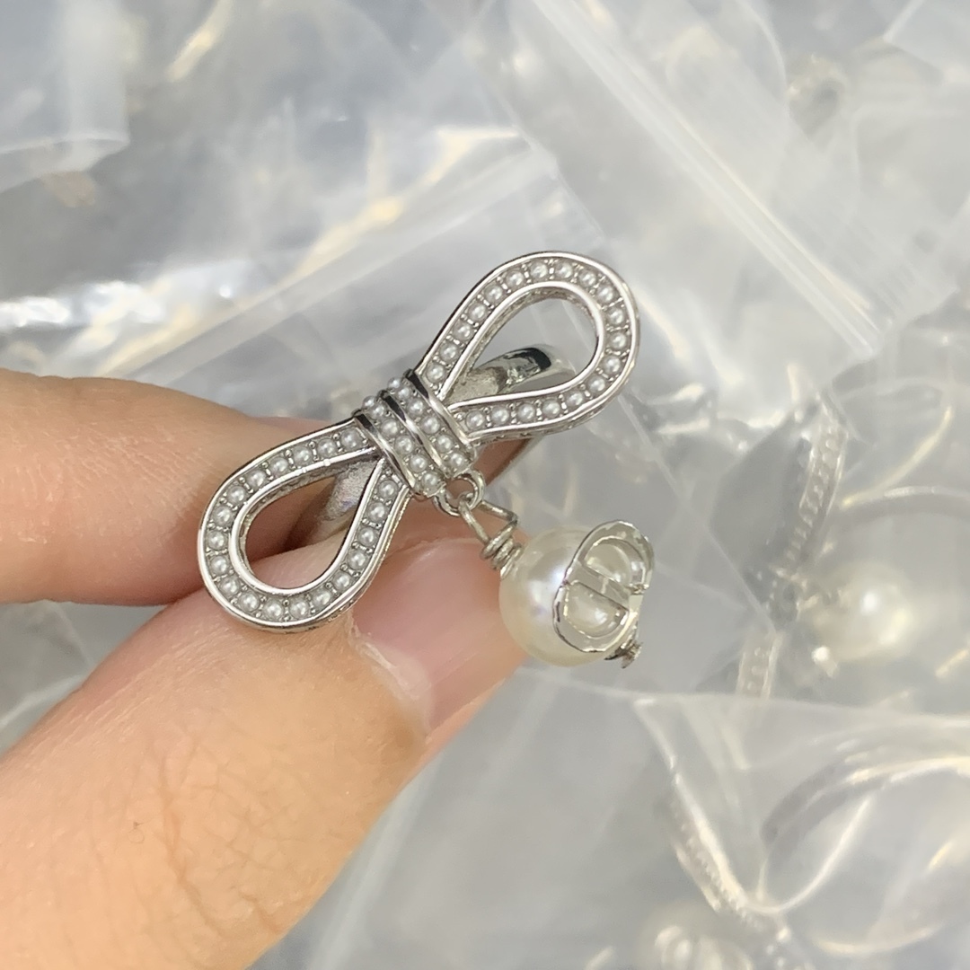Dior Silver Geometric Ring 188