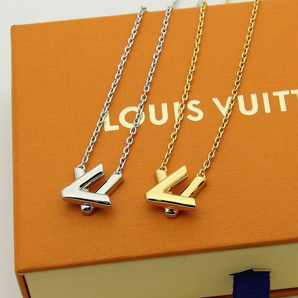 LV Silver Geometric Necklace 087