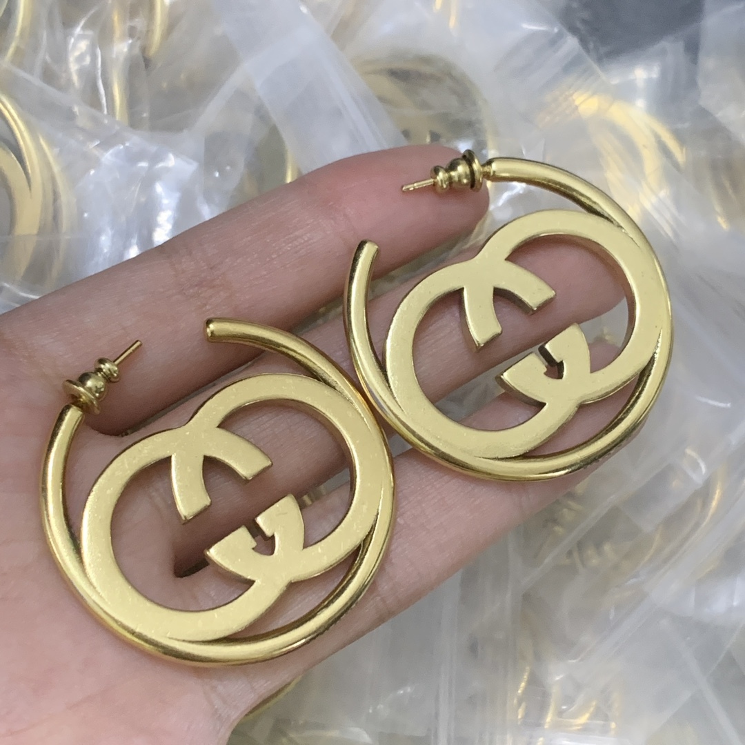 Gucci Rose Gold Logo-Accented Earrings 461
