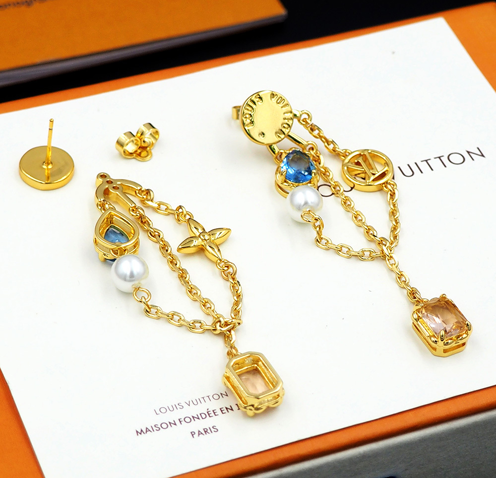 LV Gold Vintage-Inspired Earrings 214