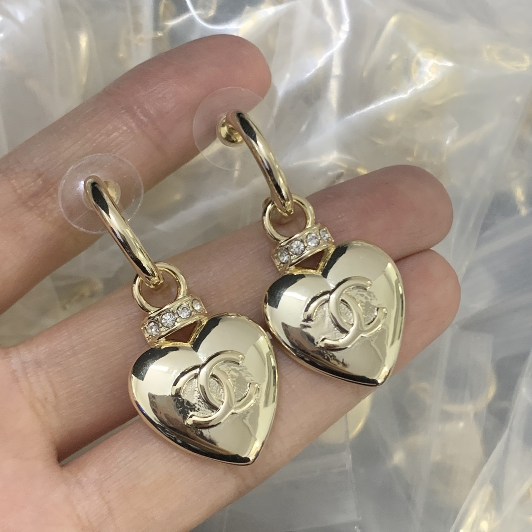 Chanel Rose Gold Vintage-Inspired Earrings 254