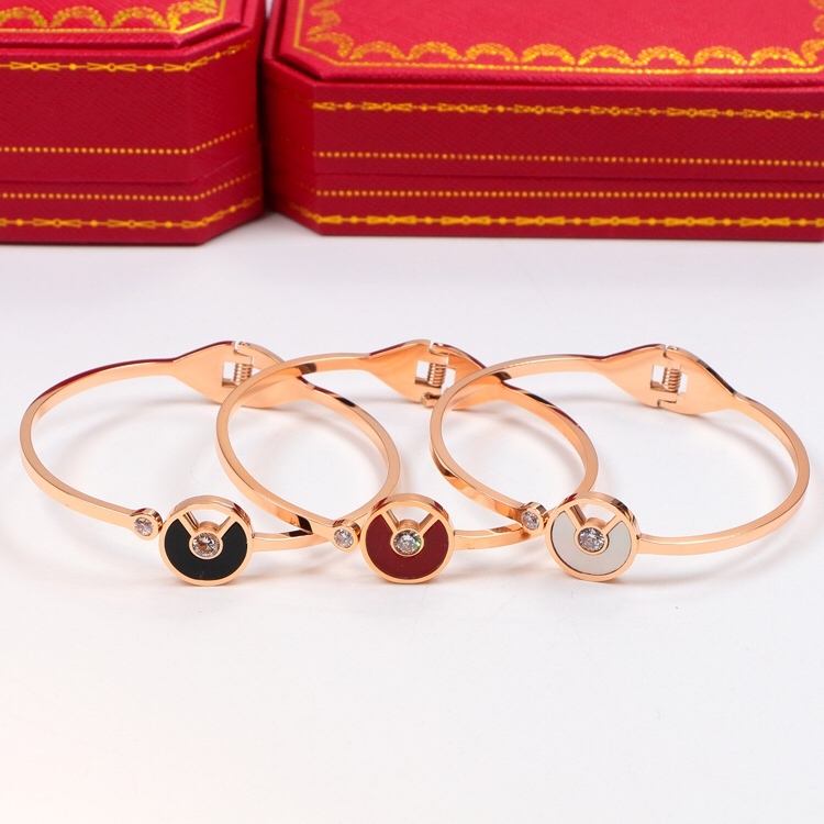 Cartier amulet Rose Gold Vintage-Inspired Bracelet 001
