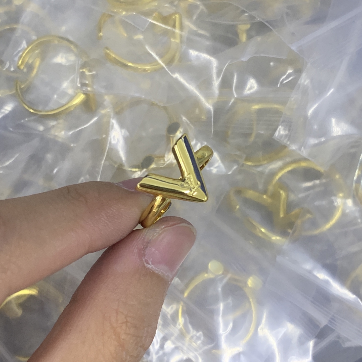 LV Gold Geometric Ring 649