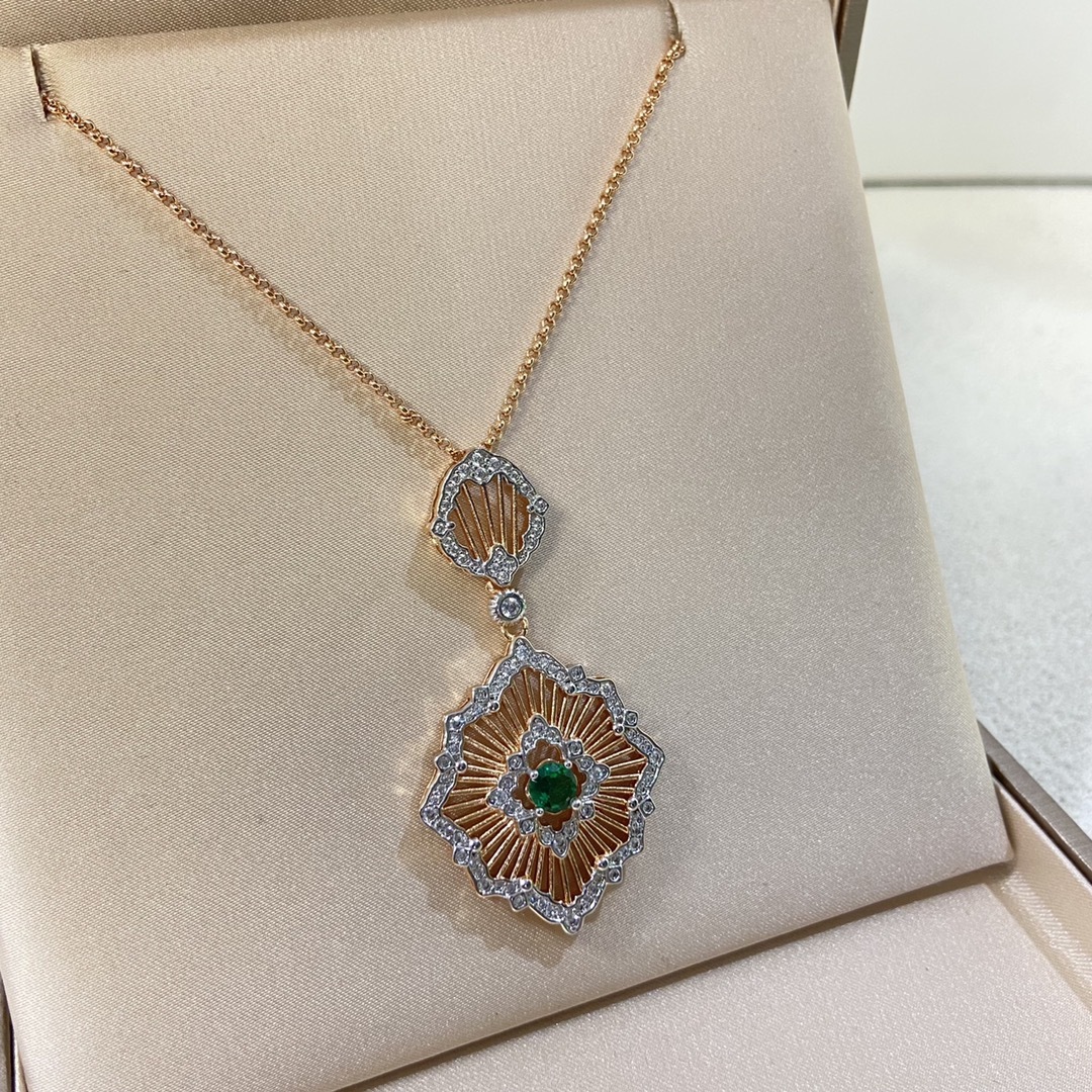 Buccellati Rose Gold Vintage-Inspired Necklace 019