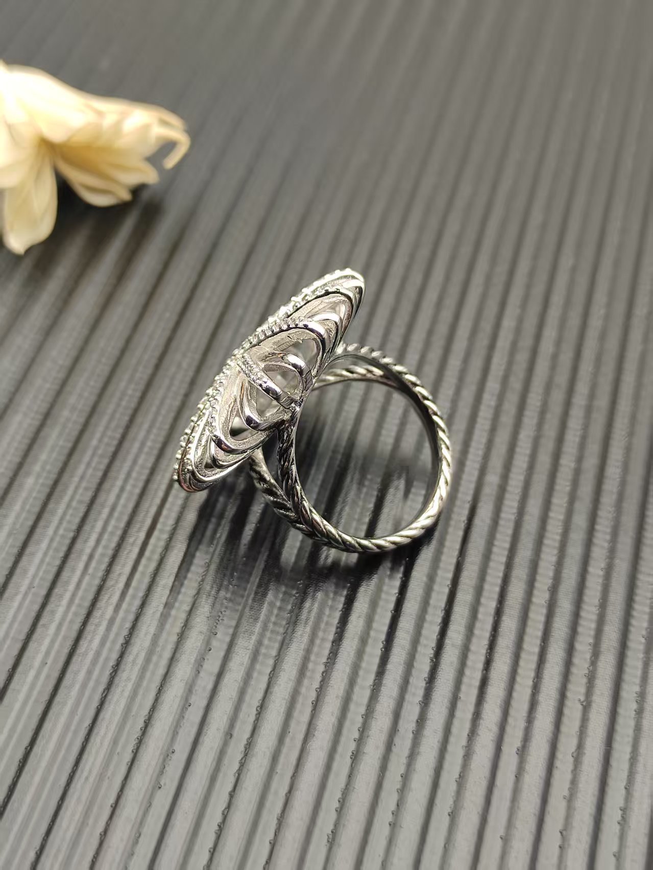 David Yurman Silver Logo-Accented Ring 294