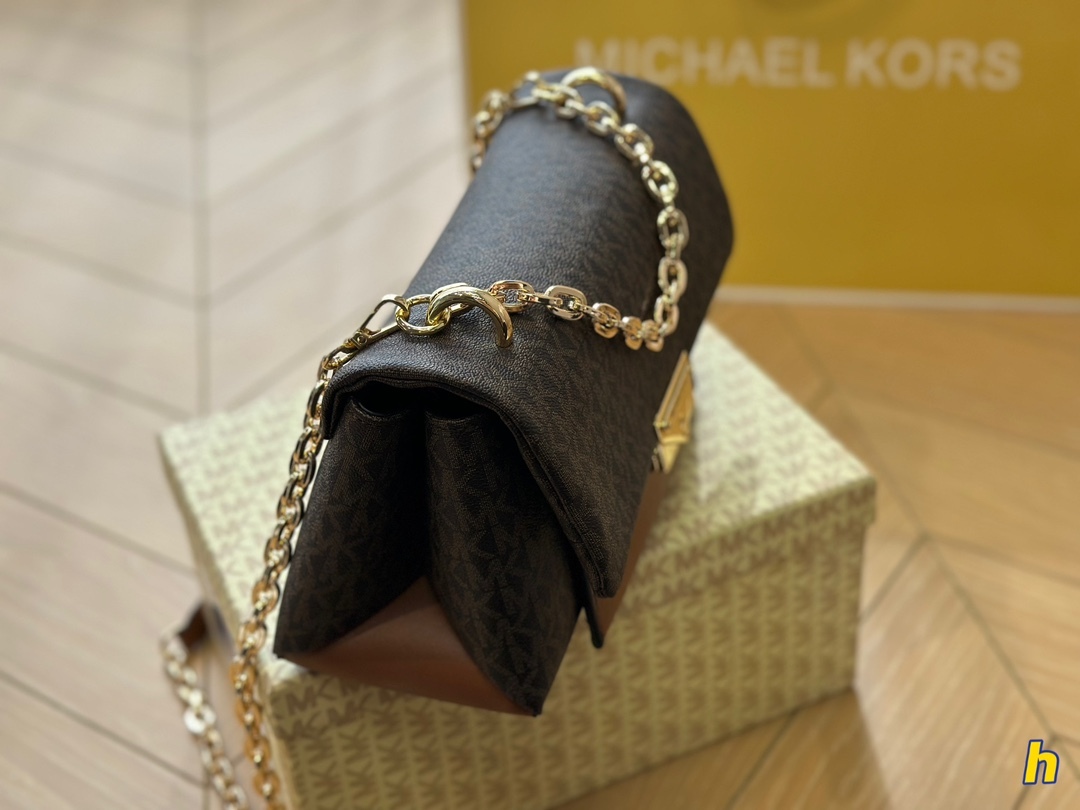 MK Gold Vintage-Inspired Bag 001