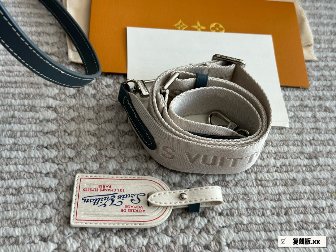 LV Silver Quilted Bag 1592