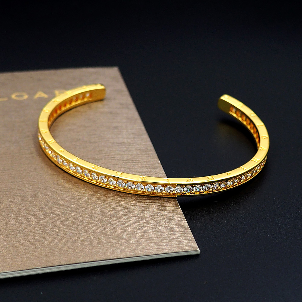 BVLGARI Silver Logo-Accented Bracelet 052