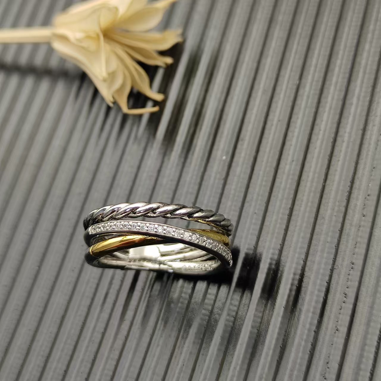 David Yurman Silver Logo-Accented Ring 290