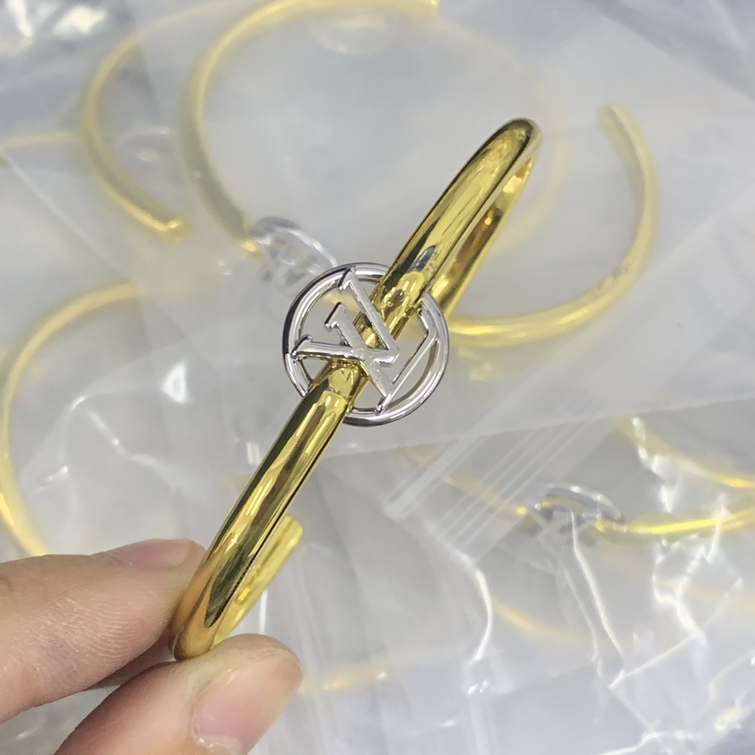 LV Yellow Textured Bracelet 843