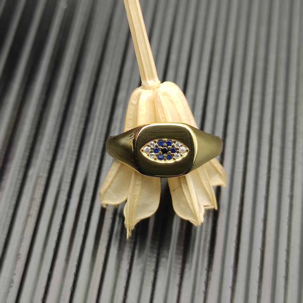 David Yurman Gold Logo-Accented Ring 297