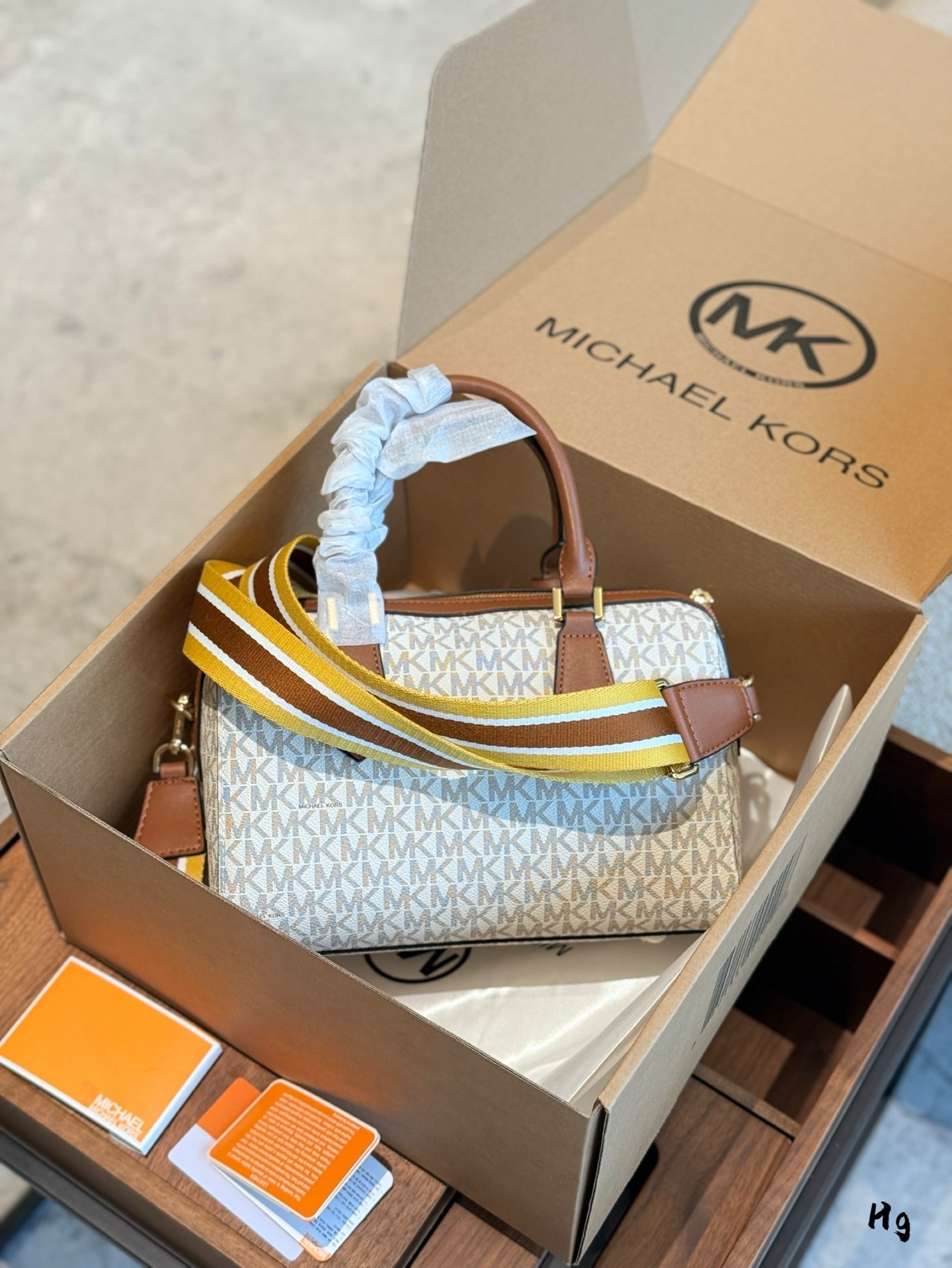 MK Beige Logo-Accented Bag 008