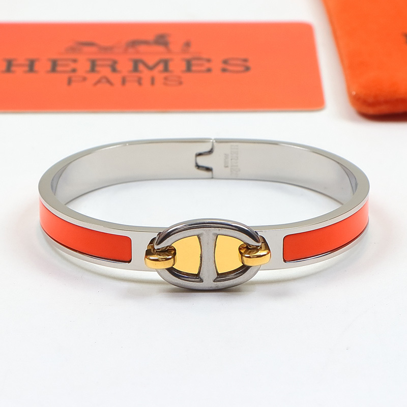 Hermes h Silver Logo-Accented Bracelet 003