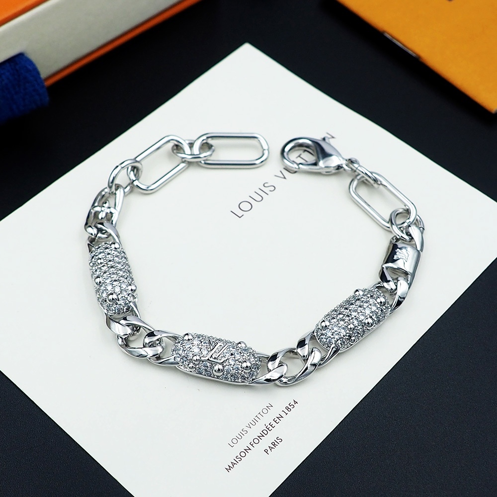 LV necklace 415