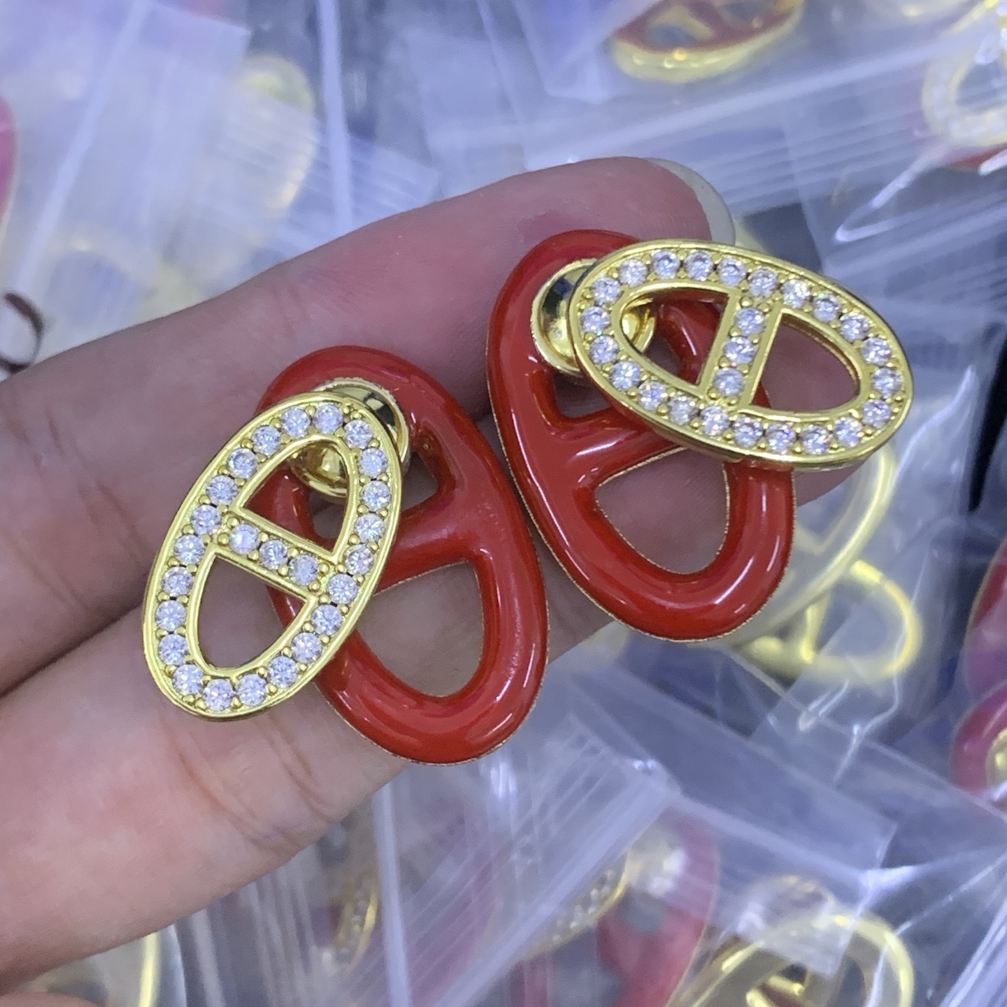 Hermes h Rose Gold Logo-Accented Earrings 165